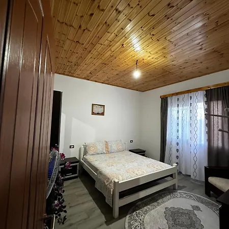 Apartamento Bledi *